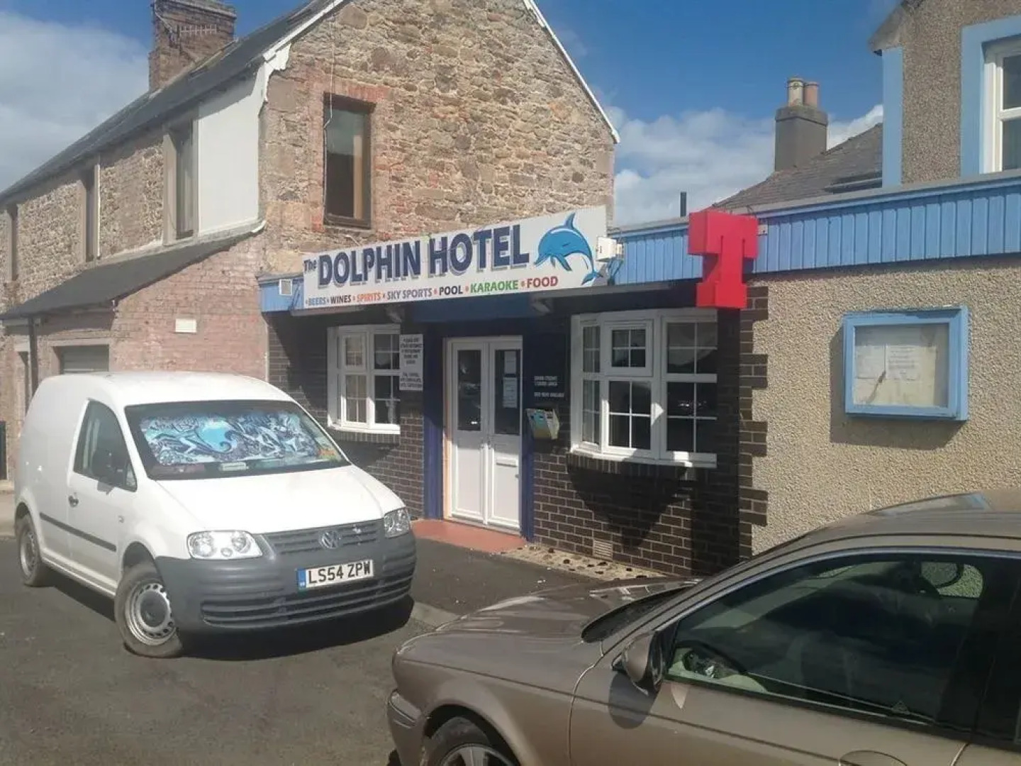 Dolphin Hotel