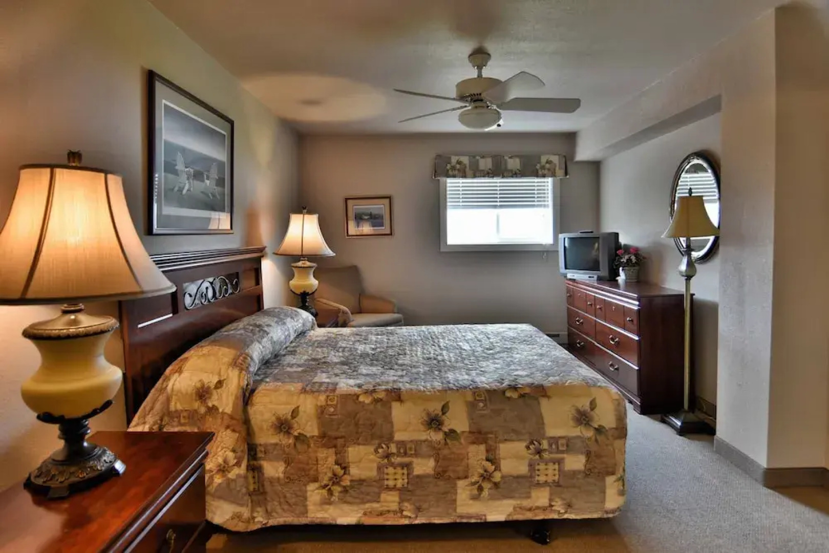 Unit 317 Tagalong Condo