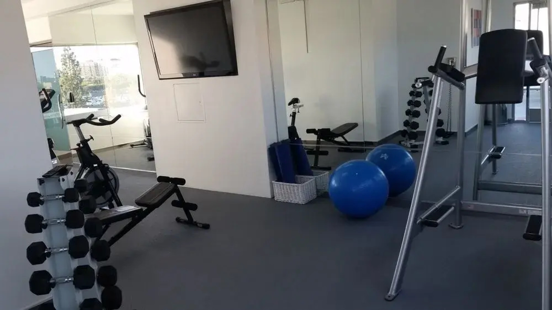 Carousel Inn and Suites