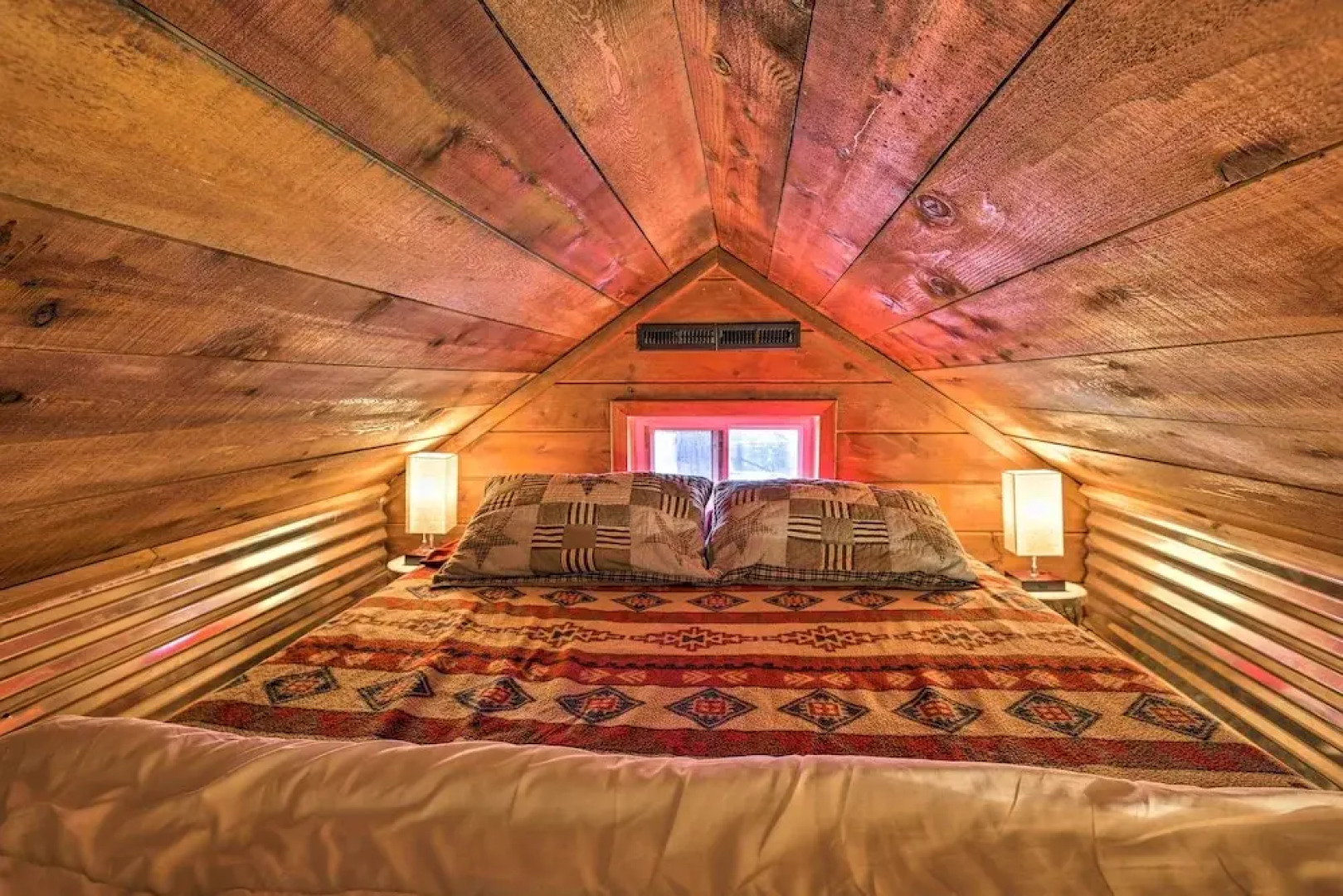 'work, Play & Get Away Cabin' Near Higgins Lake!