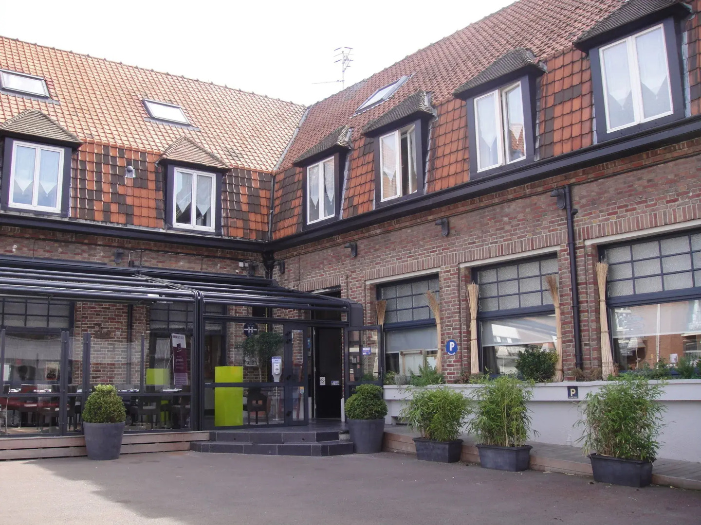 The Originals Boutique, Hôtel Auberge du Forgeron, Lille Sud