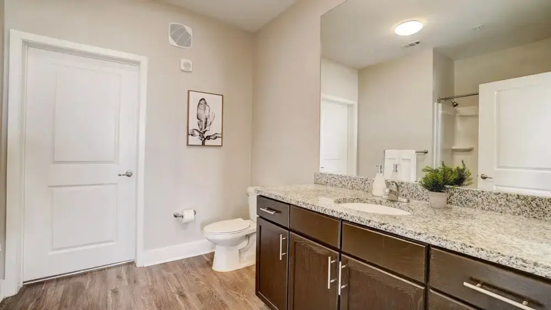 FRONTDESK Flats on 4th Apts Downtown Birmingham