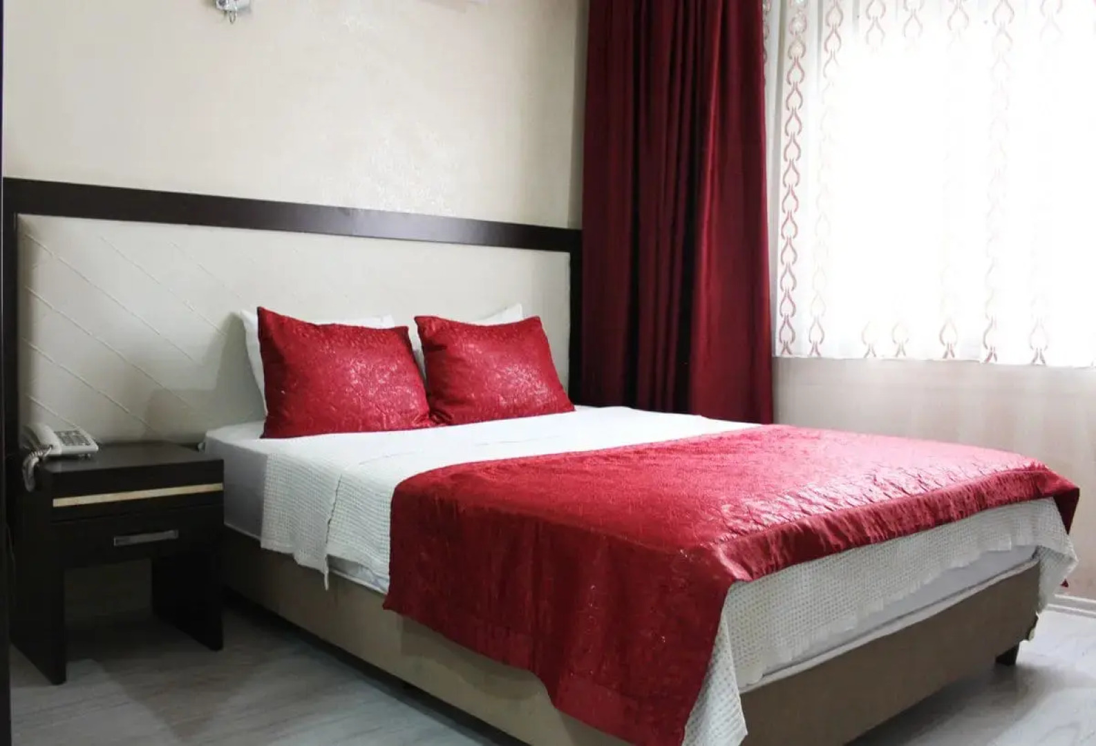 Adana Kucuksaat Hotel