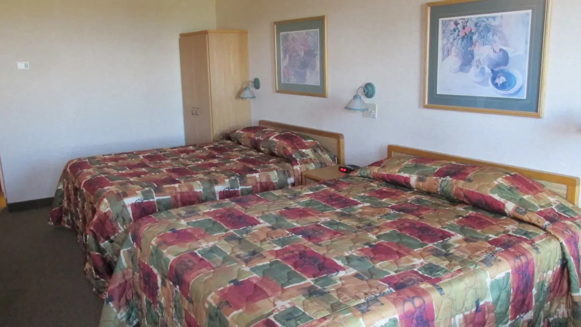 Amherst Wandlyn Inn