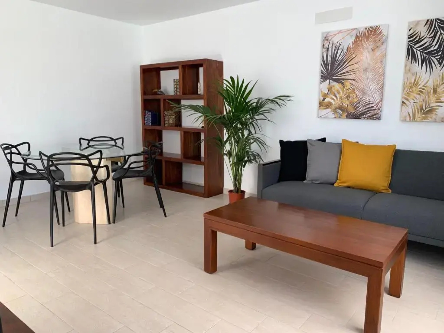 Princesa Ico 50 metros del mar