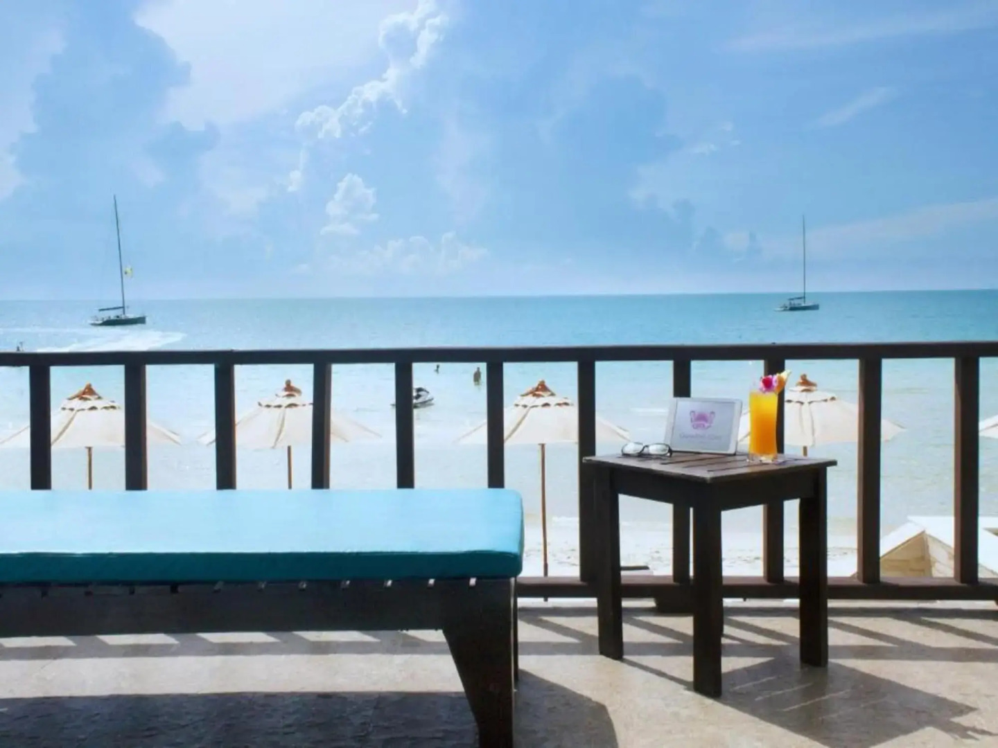 Chaweng Cove Beach Resort