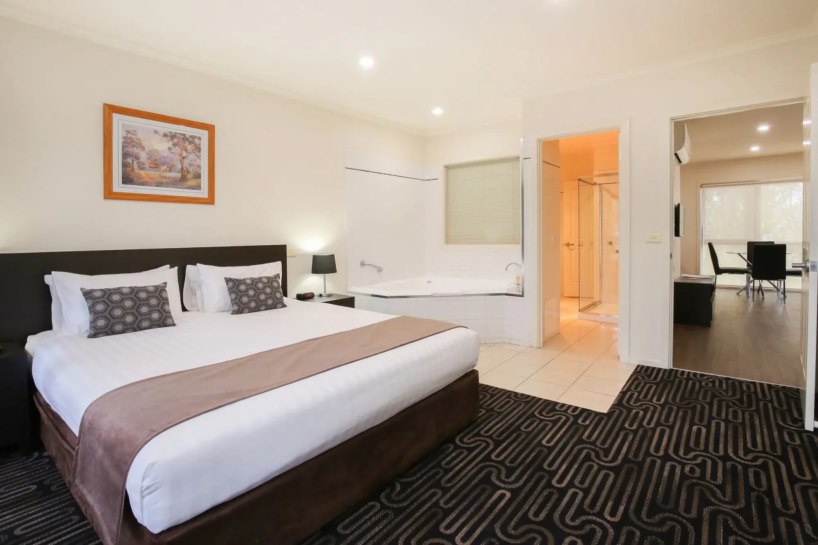 Aquarius All Suite Apartments