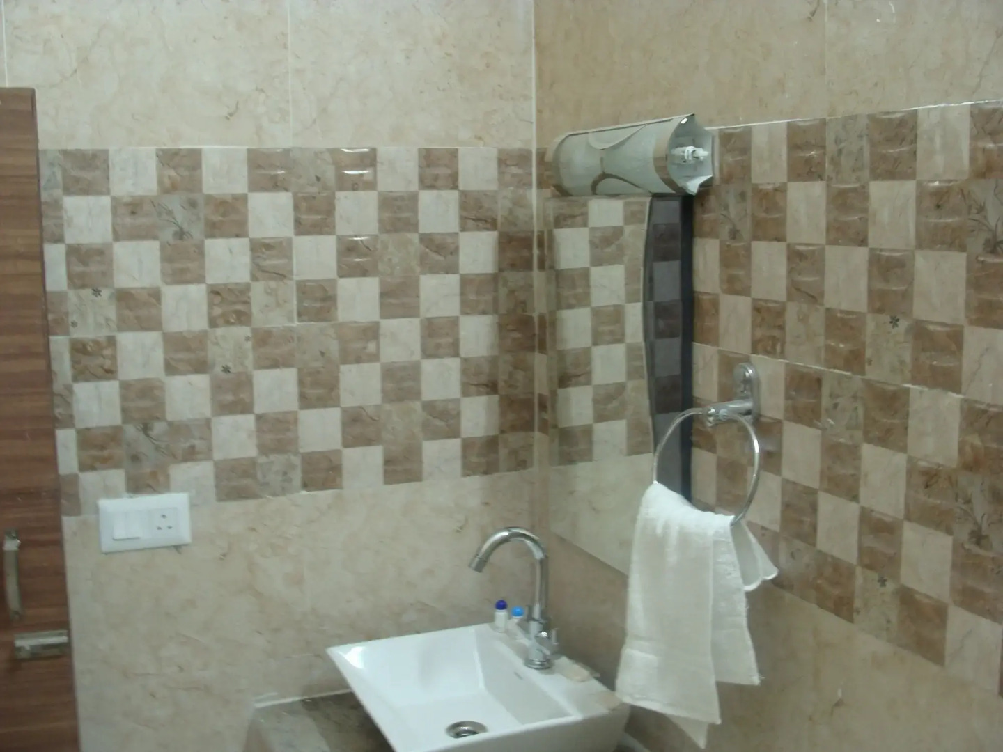 Hotel Abhinandan grand