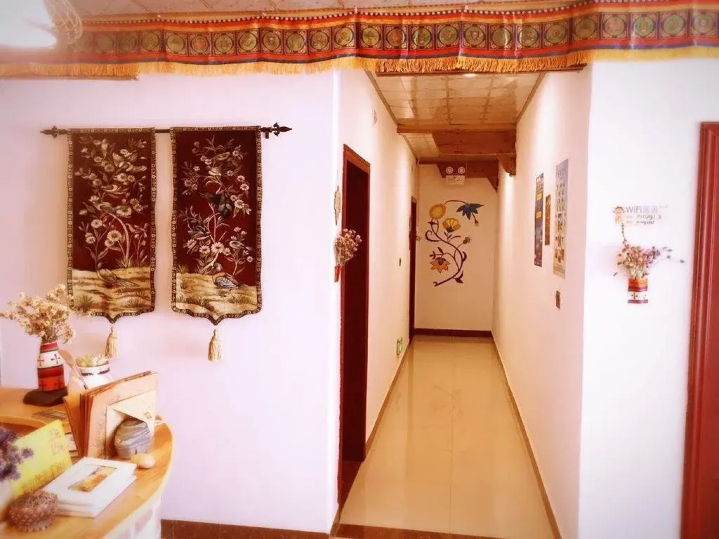 Daocheng Mizang Hostel