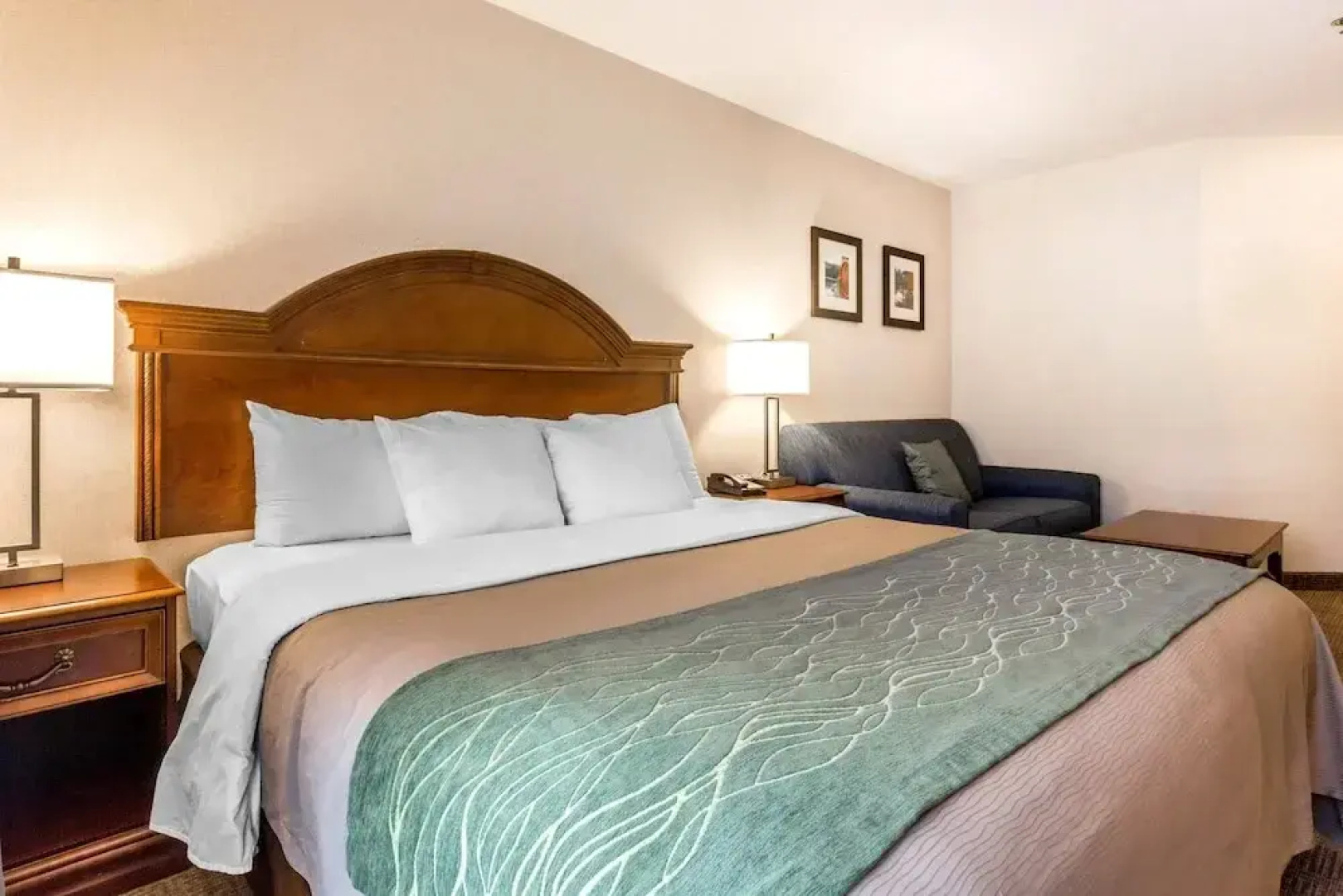 Comfort Inn & Suites