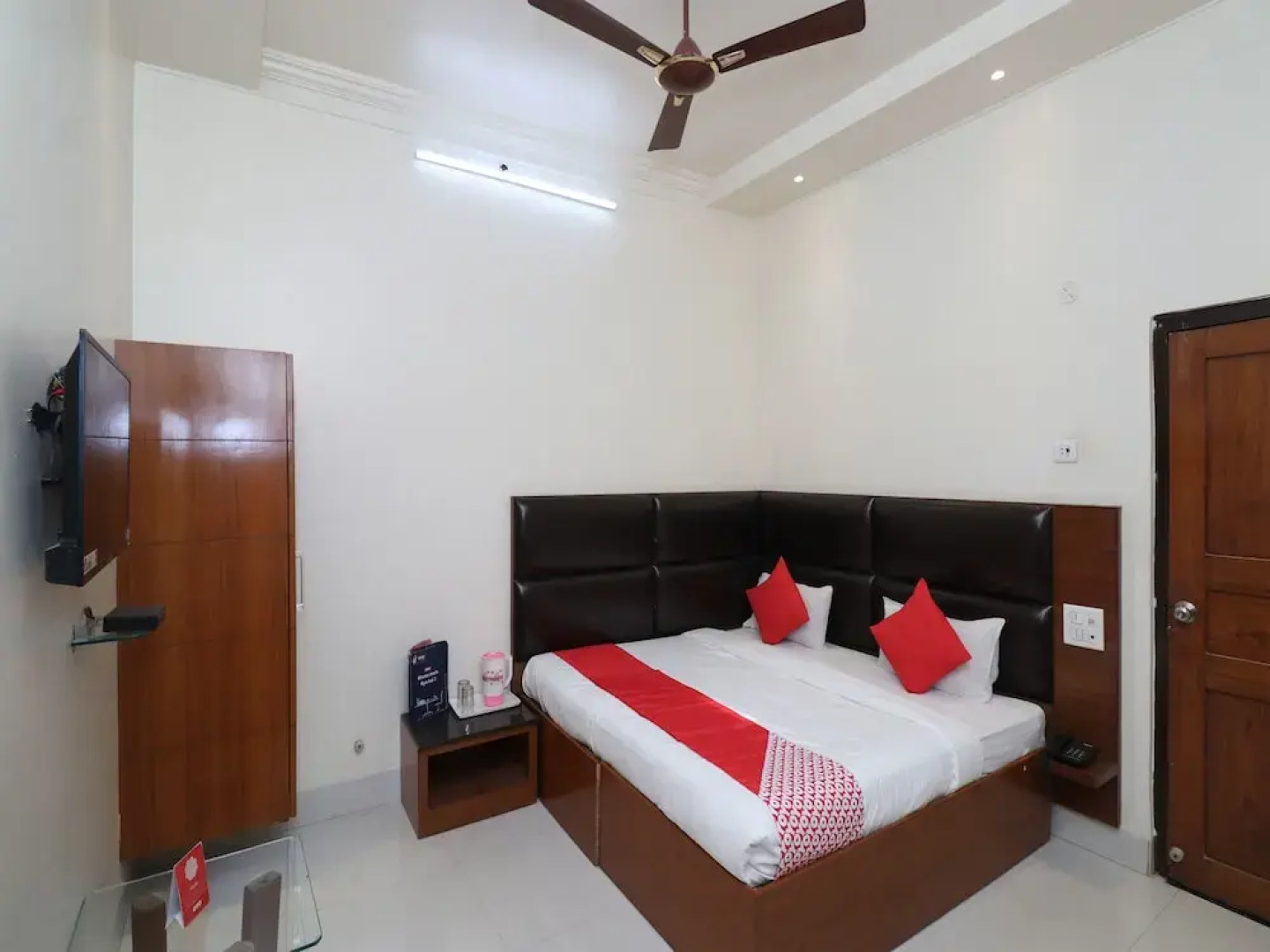 OYO 22396 Hotel Ashoka International