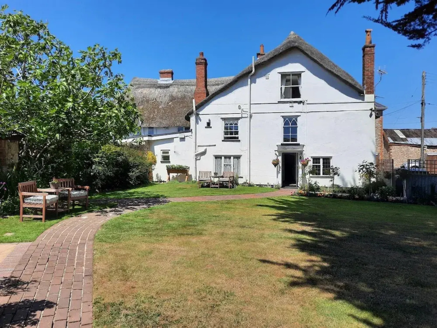 The White Cottage B&B