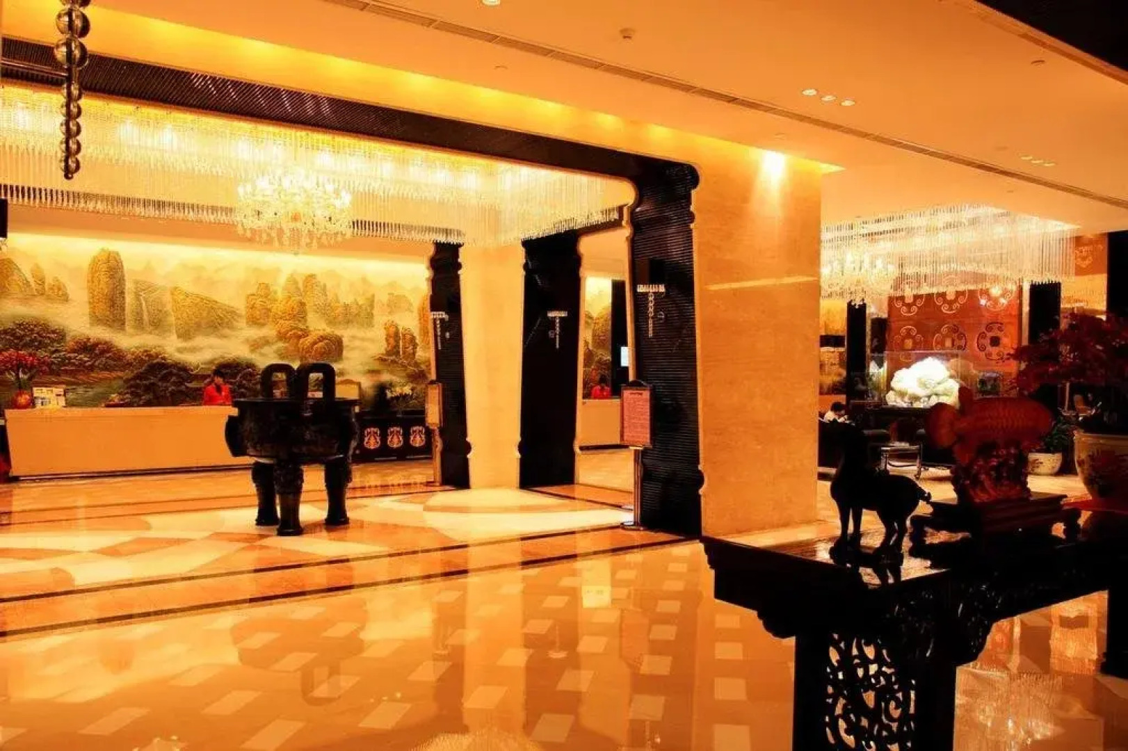 Jinding Hotel