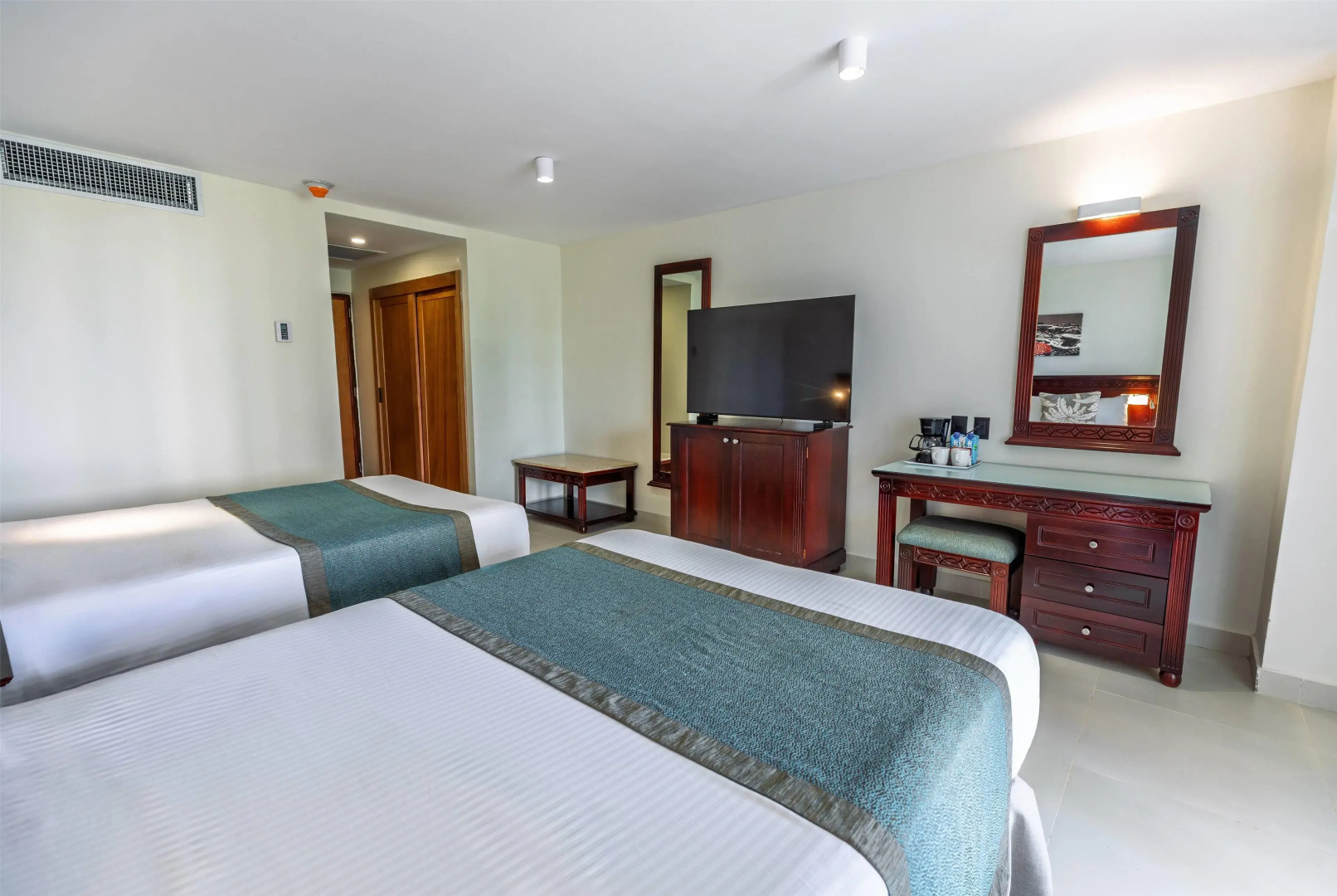 Dominican Fiesta Hotel