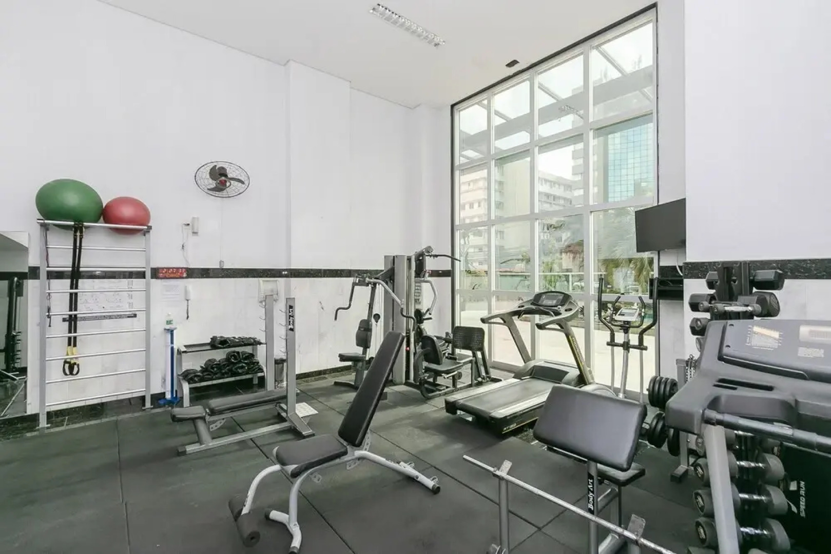 2 quartos no Vila da Serra