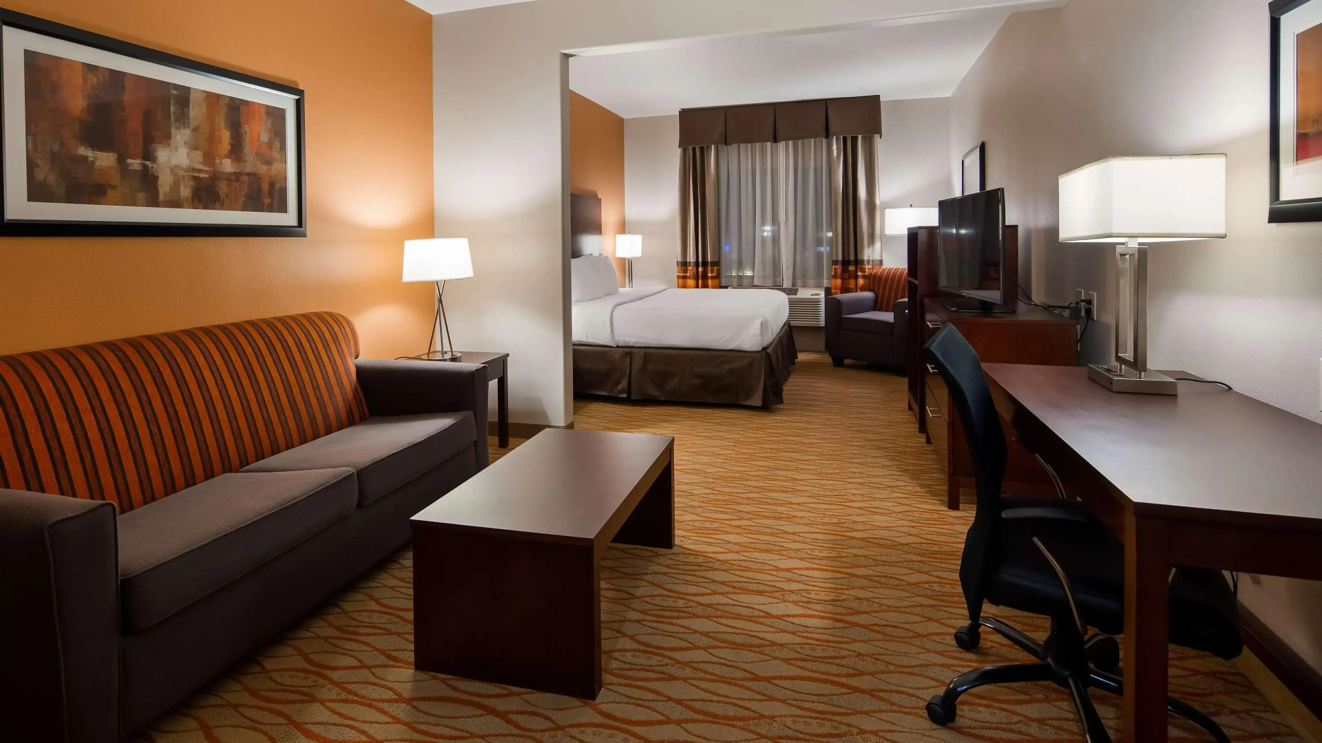 Best Western Plus Spring Inn & Suites