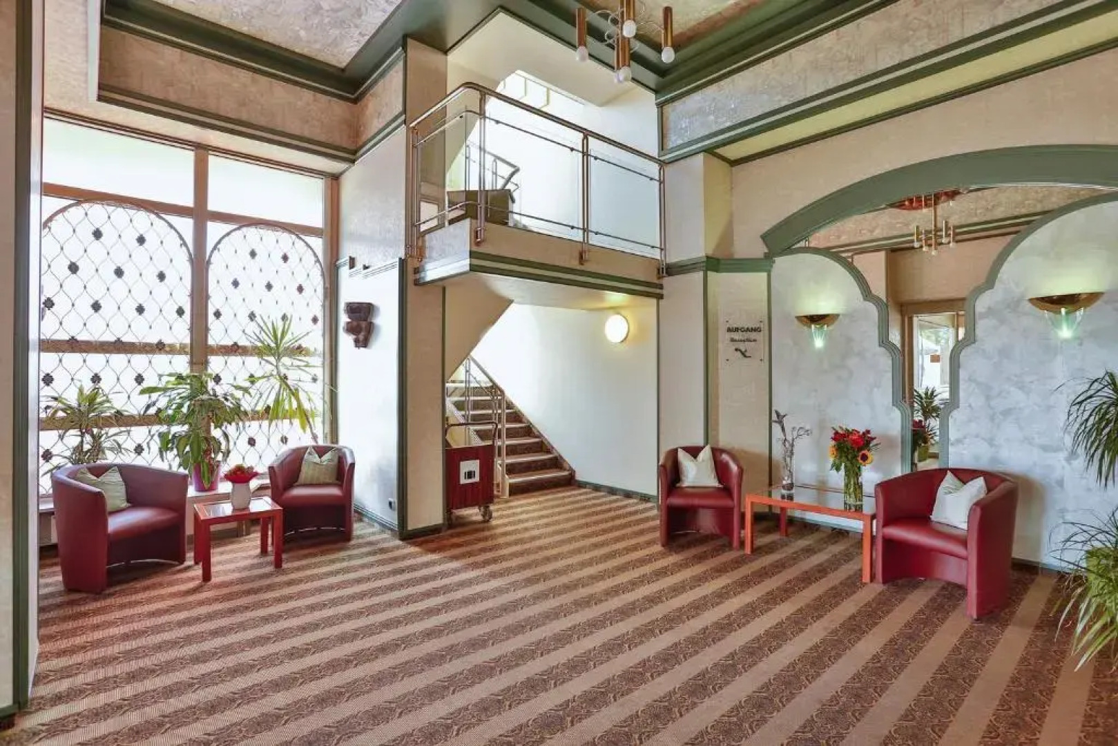 Best Living Hotel Arotel