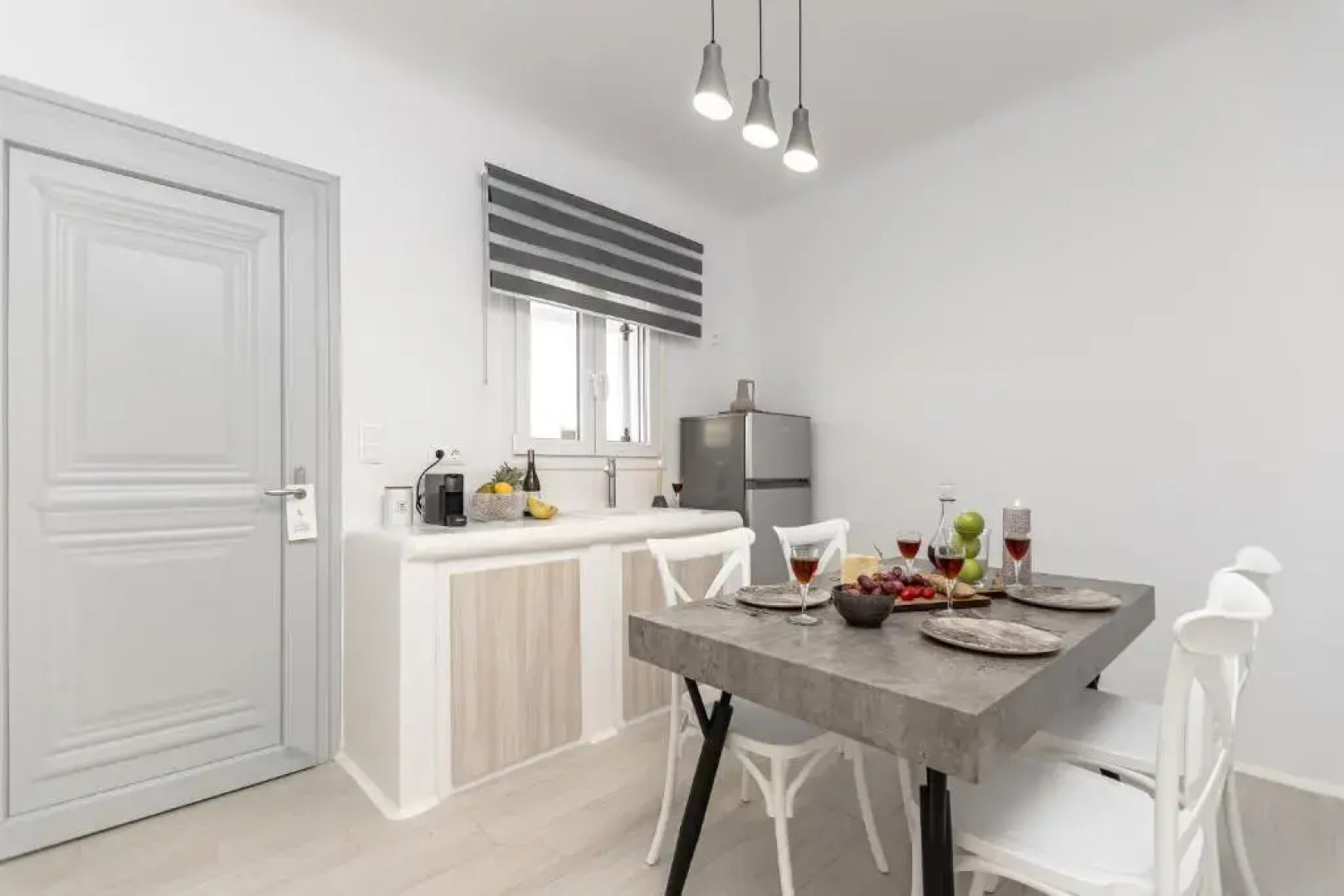 Ariadne's Crown Suites