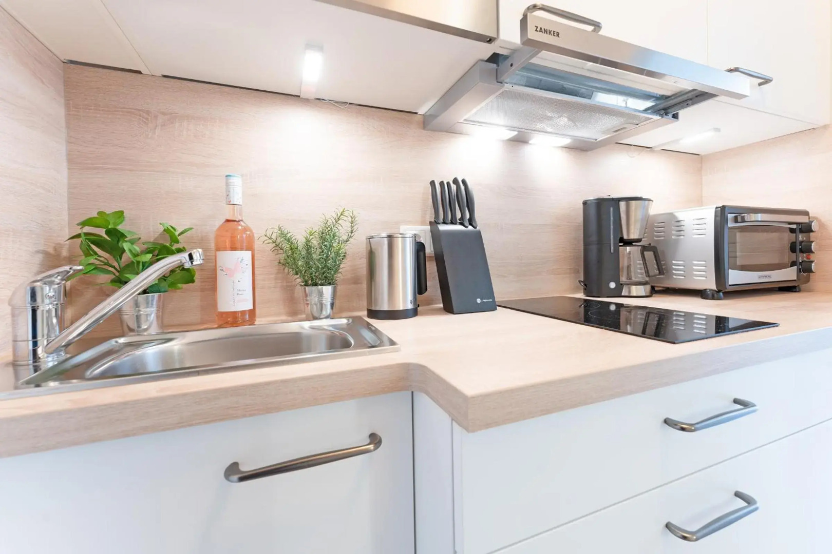 Studio Apartment 15 mit eigenem Bootssteg