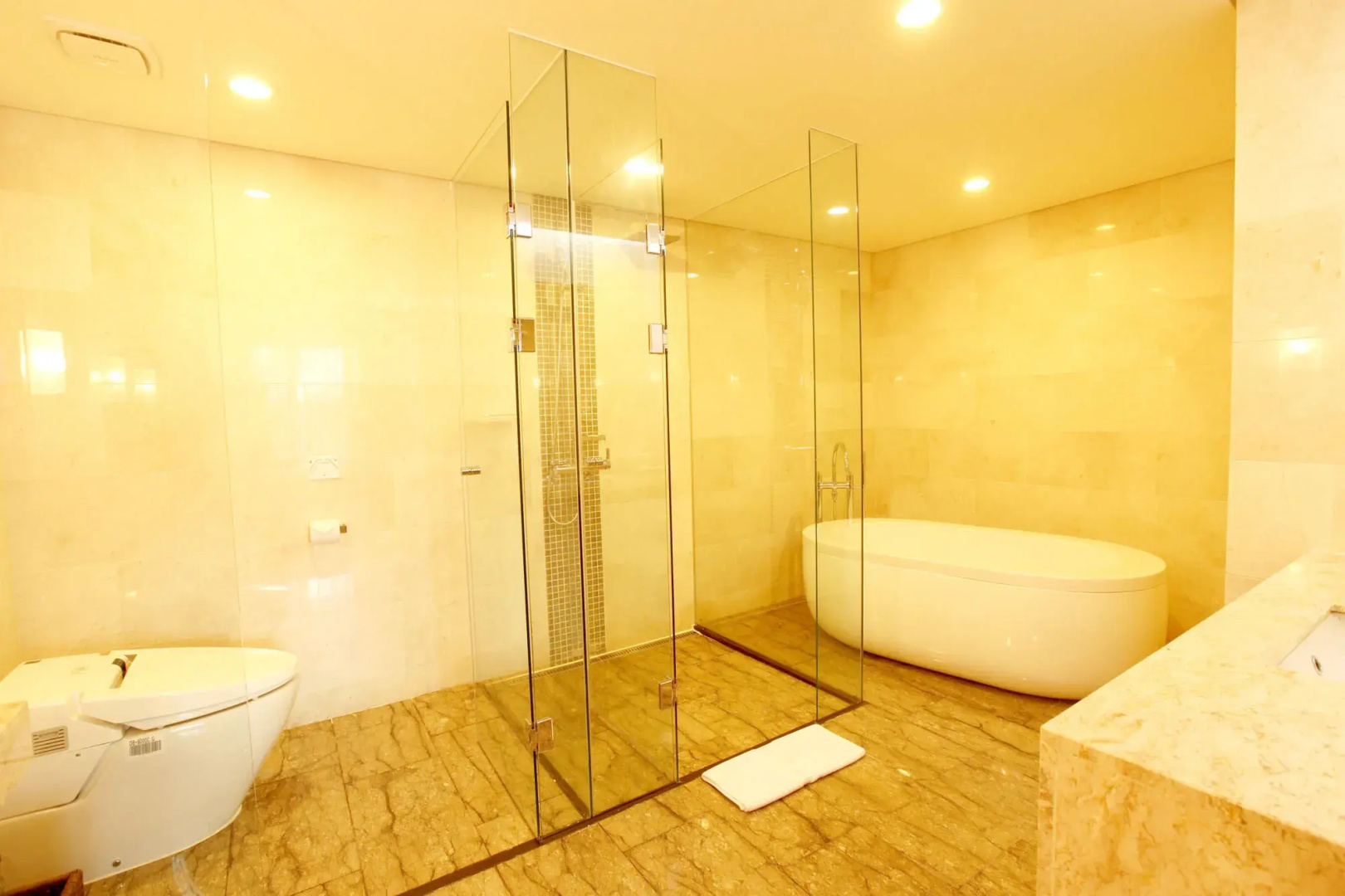 Raon Hotel & Resort