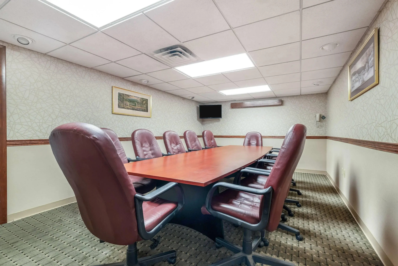 Ramada by Wyndham State College Hotel & Conference Center