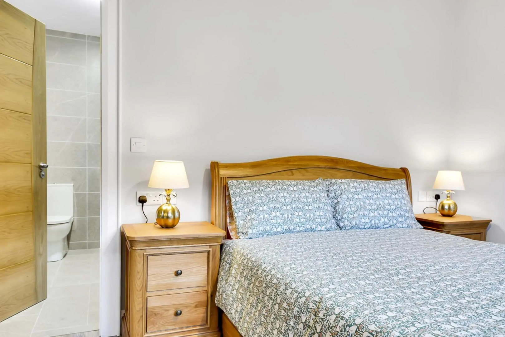 BayView Luxury 3 Bedroom Apartment First Floor