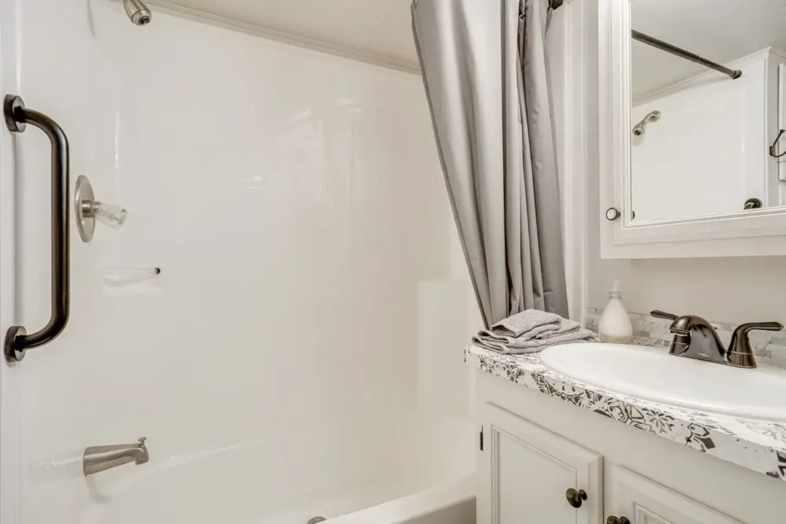 Pet-friendly Utah Cottage Near Zion National Park!