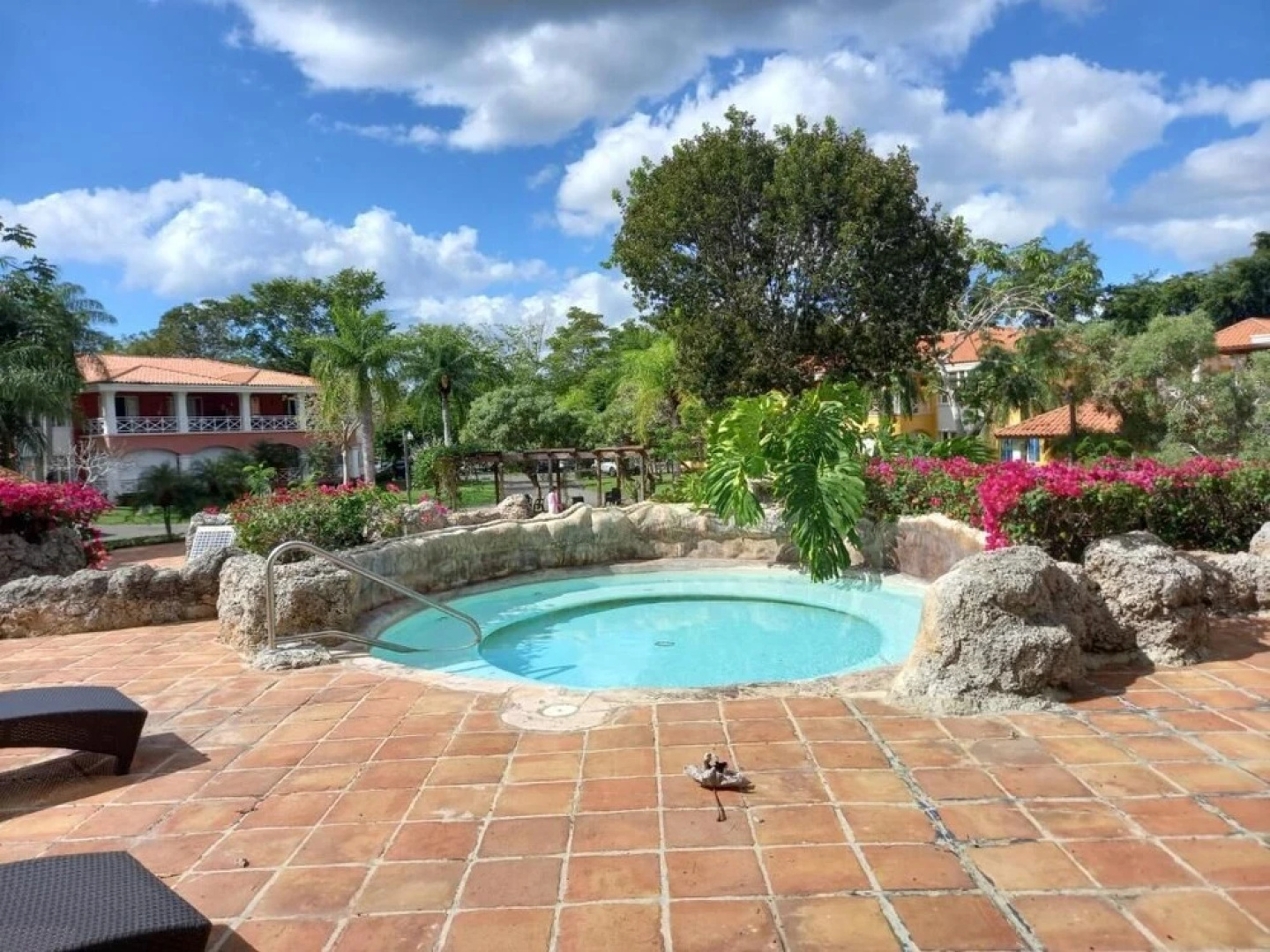 "las Brisas, Juan Dolio, 3 Bedrooms, 3 Pools, Jacuzzi, Beach, Golf,polo"