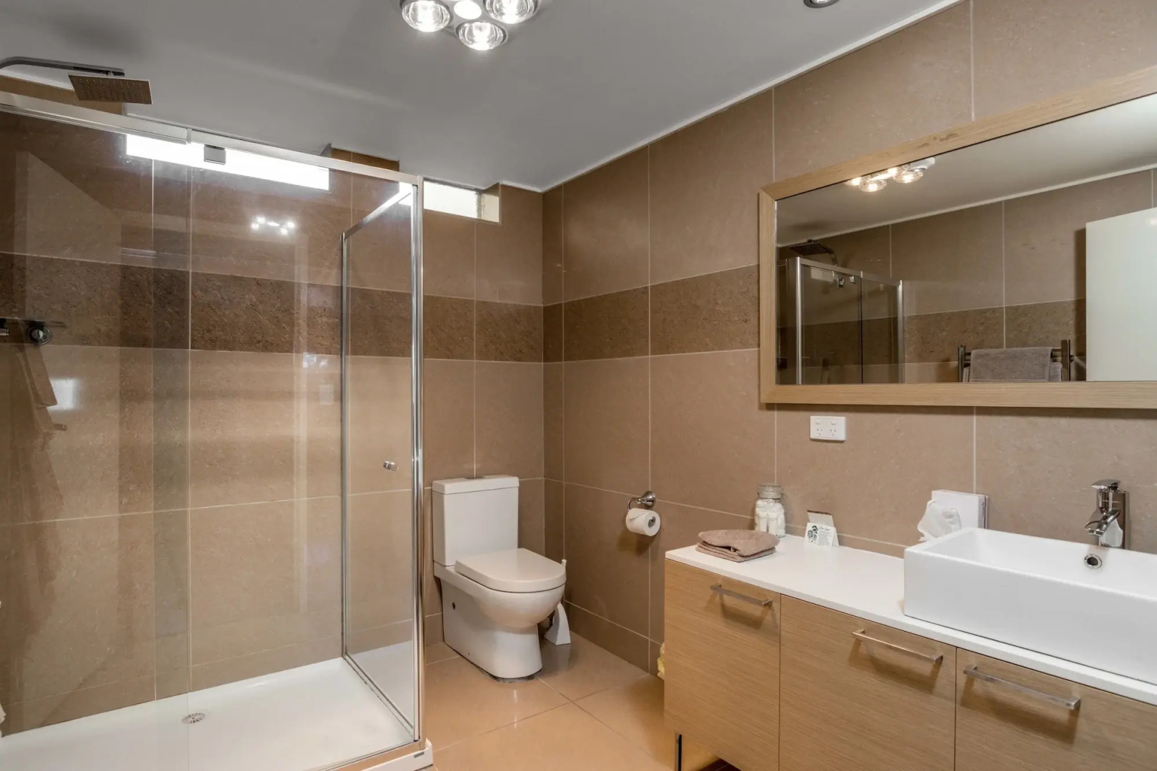 Best Western New Crossing Place Motel