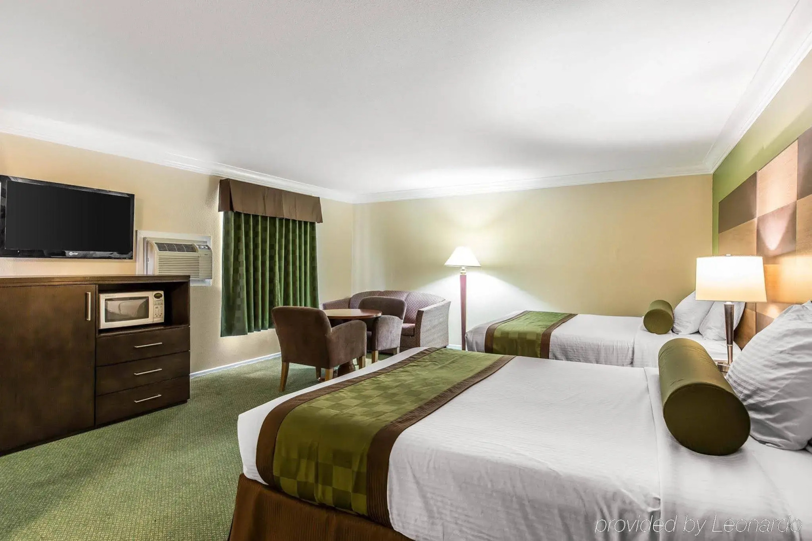 Rodeway Inn & Suites Canyon Lake-Menifee West