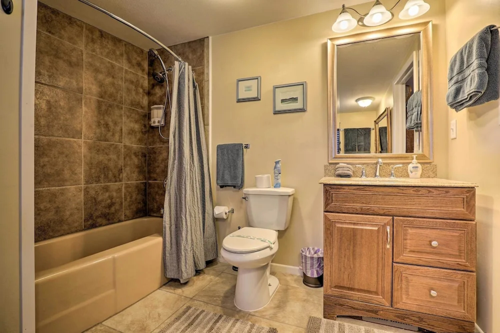 Downtown Cedar City House < 1/2 Mi to SUU Campus!