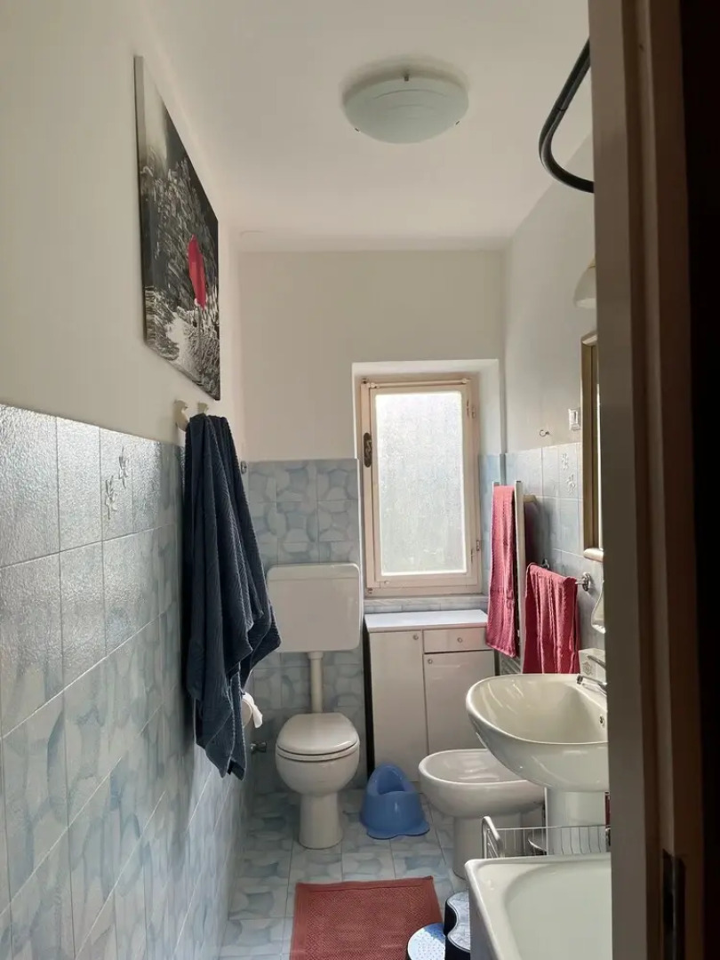 Between the 5 Terre and the Val di Vara, a Small House in the Village