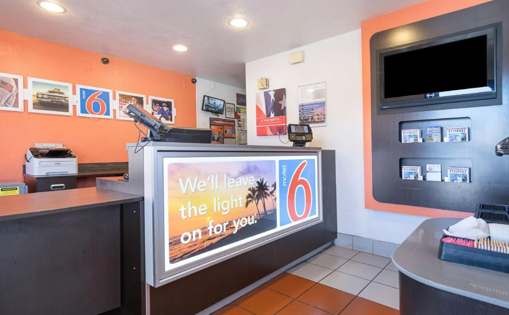 Motel 6 Santa Barbara, CA - State Street