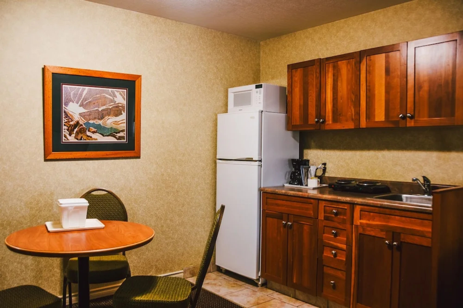 Stony Plain Inn And Suites