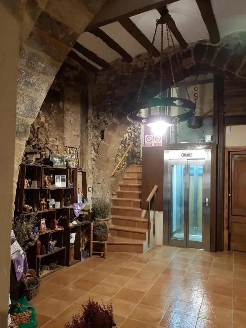 EVA & TRAVEL - Baronia - L'Escoleta 6