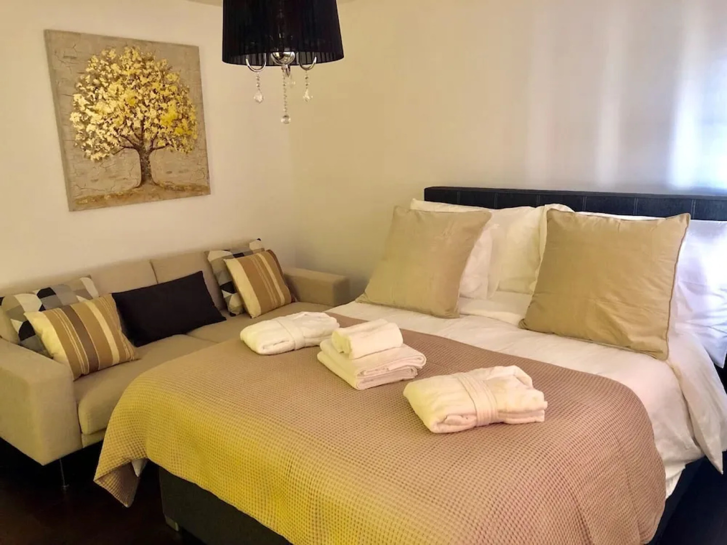 Luxury lake view apartment