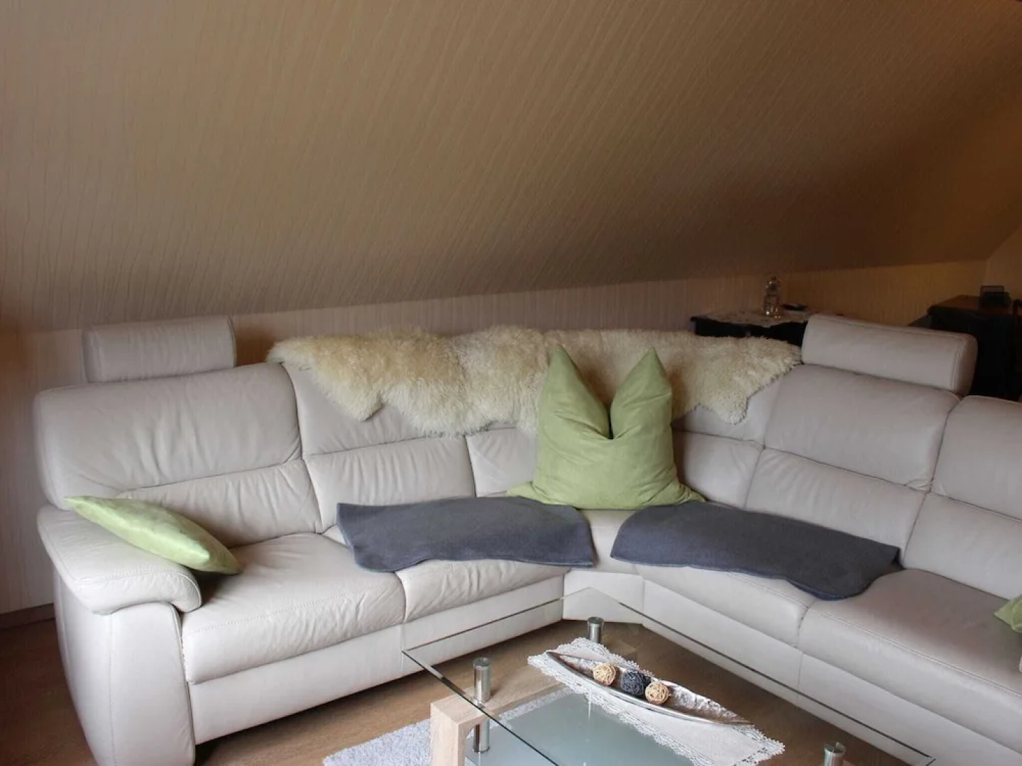 Apartment in the Harz With a log Cabin, Pond and Covered Seating Area