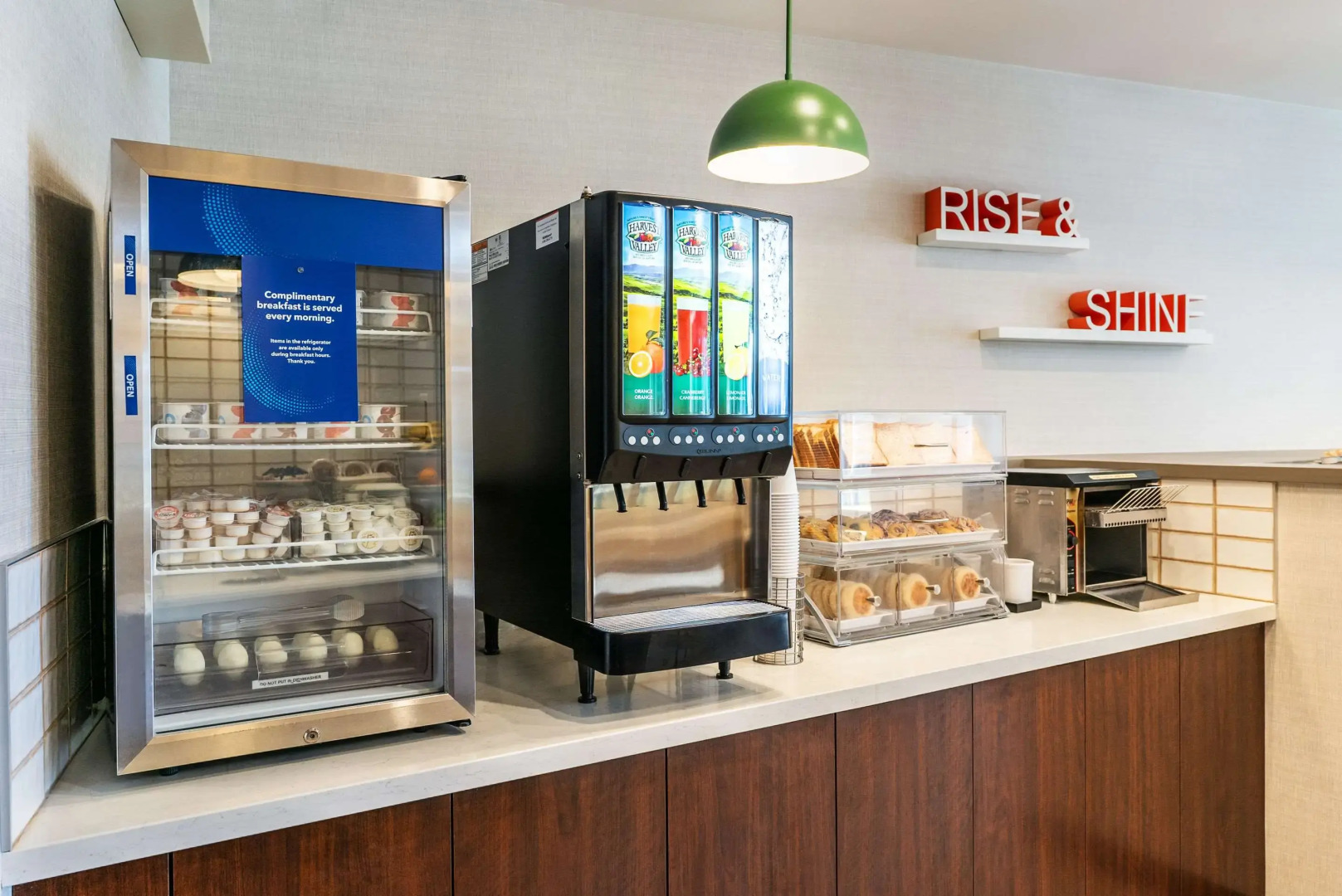 Comfort Suites Kelowna