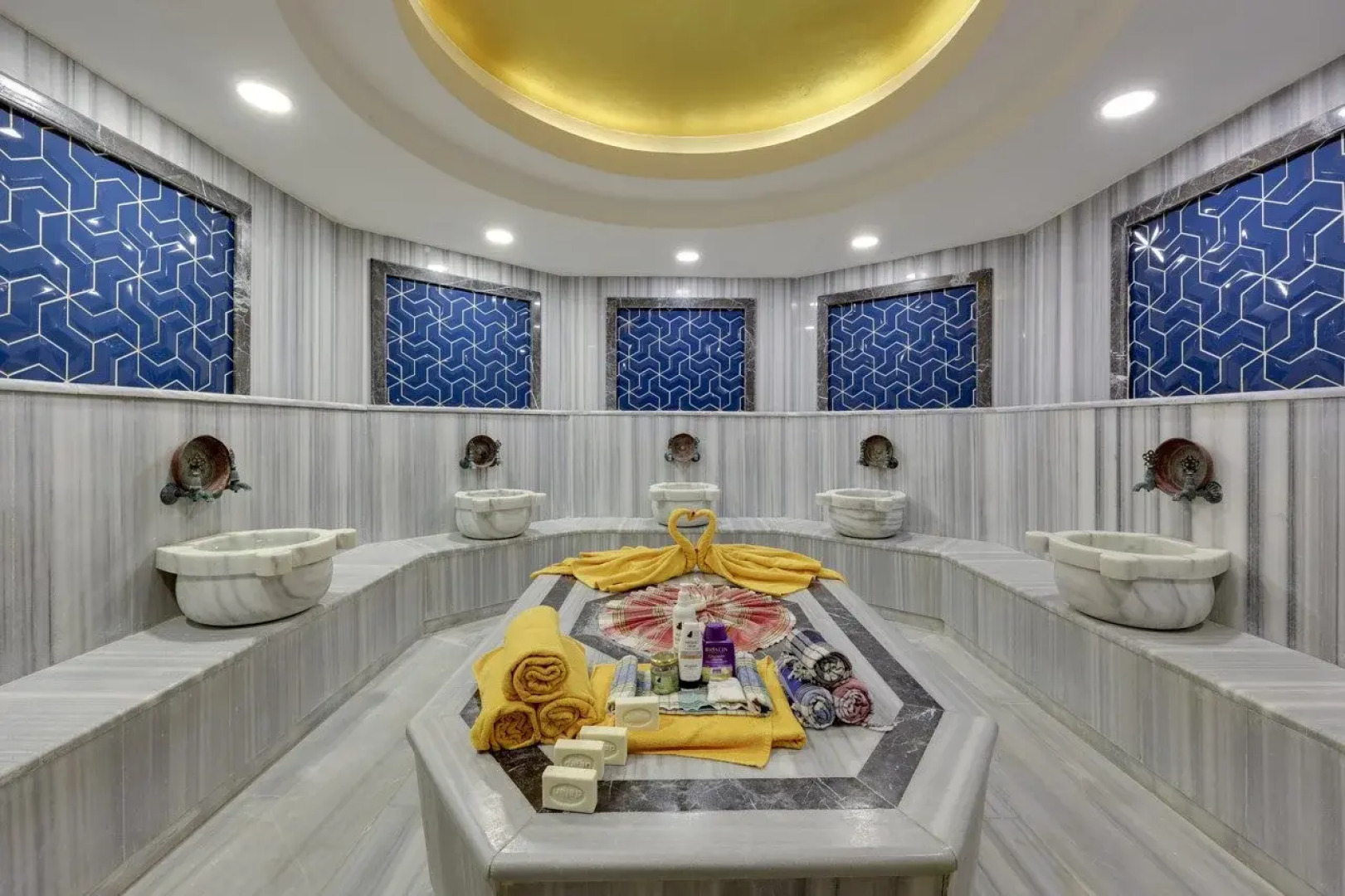 Charm Beach Hotel - All Inclusive