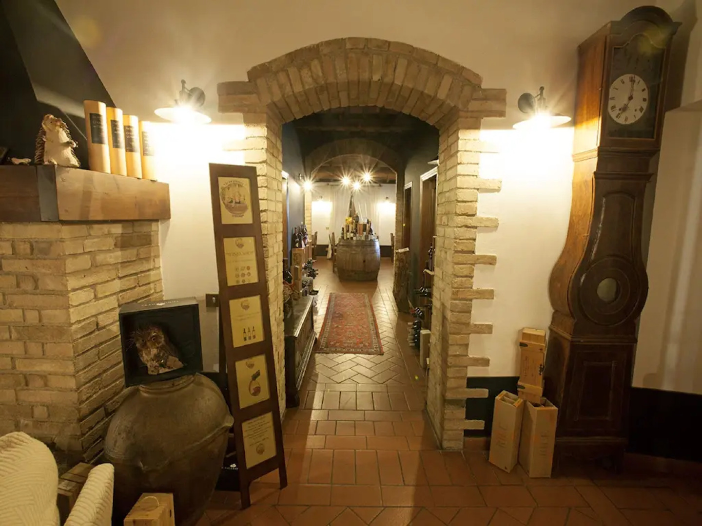 Alluring apartment in Passaggio di Bettona with pool