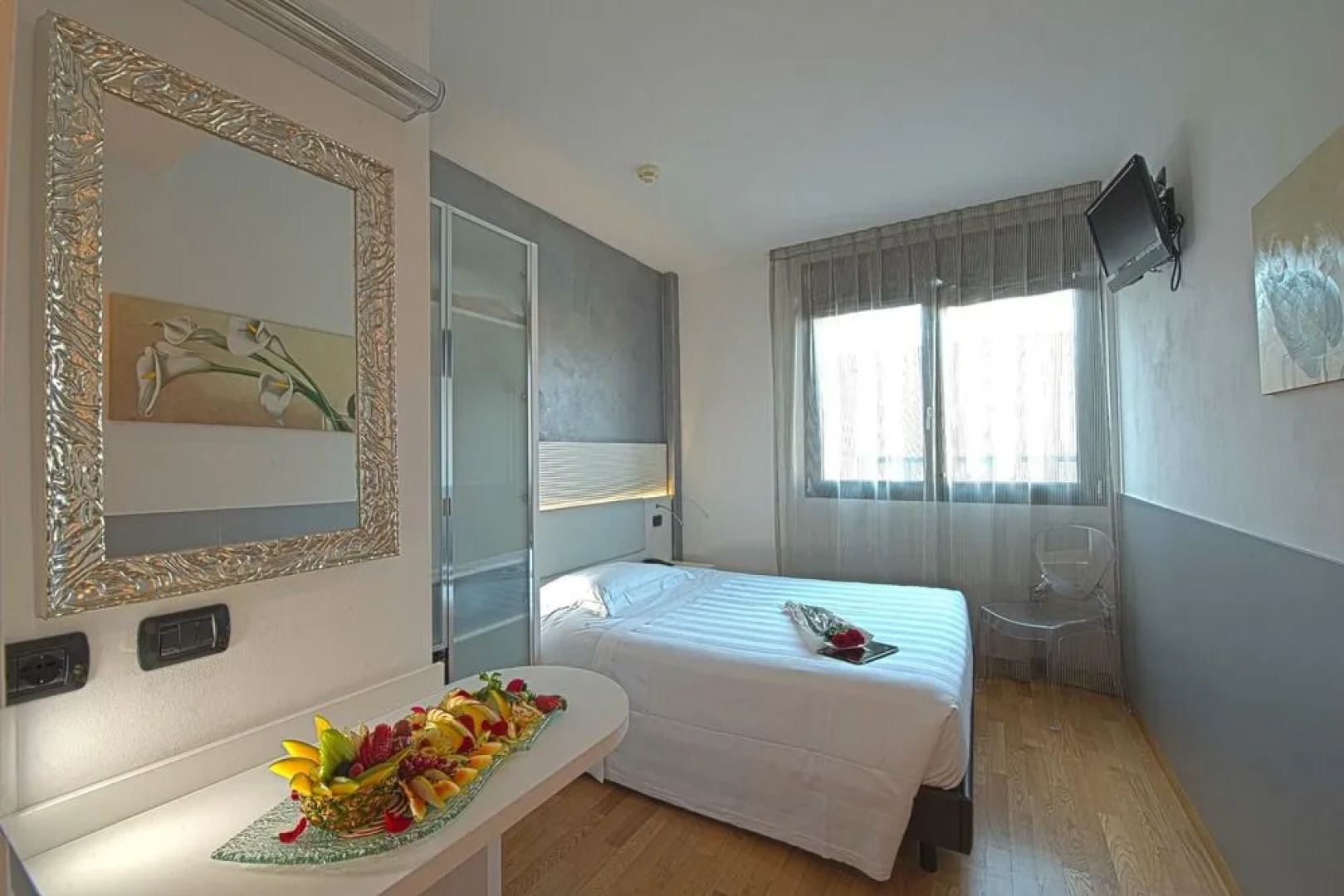 Continental Urban Art Hotel