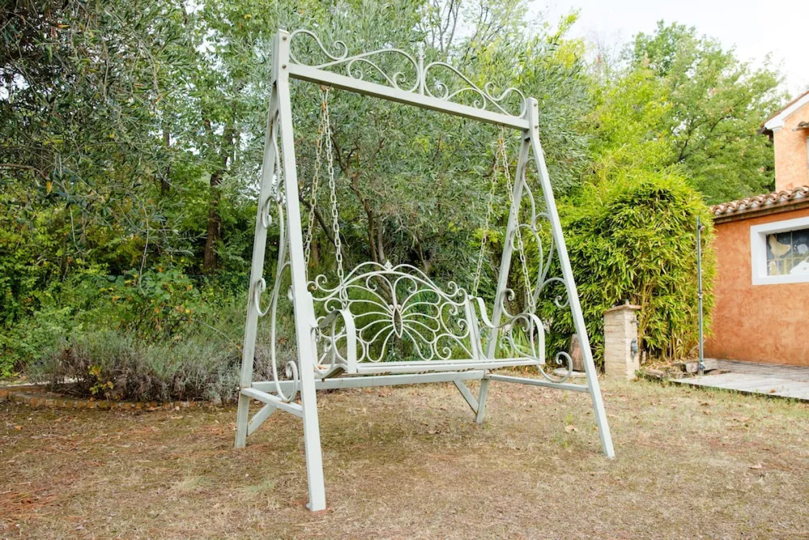 Home set in Olive Grove With Stunning Views