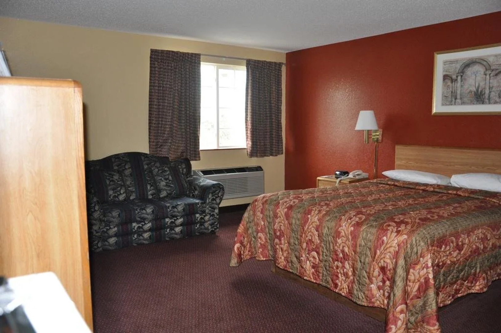Holiday Inn Express & Suites Bloomington W Mall