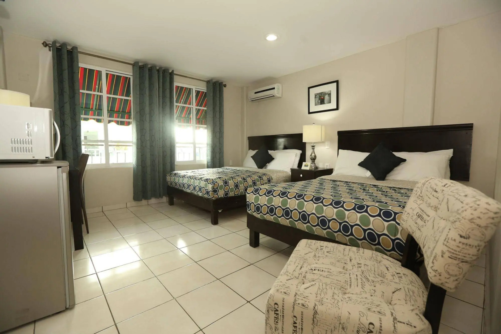 Boca Inn Hotel & Suites