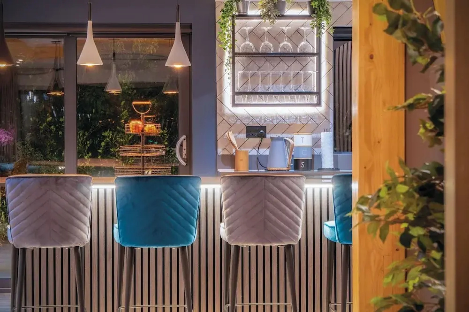 Ty Cyfoes - Luxurious 4 Bedroom - St. Florence