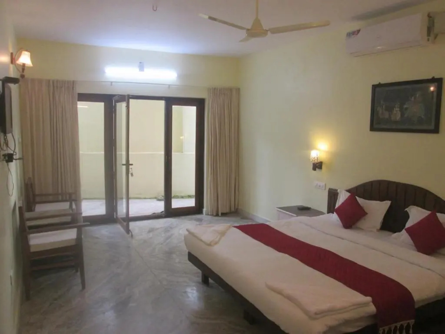 Lagoona Beach Resort