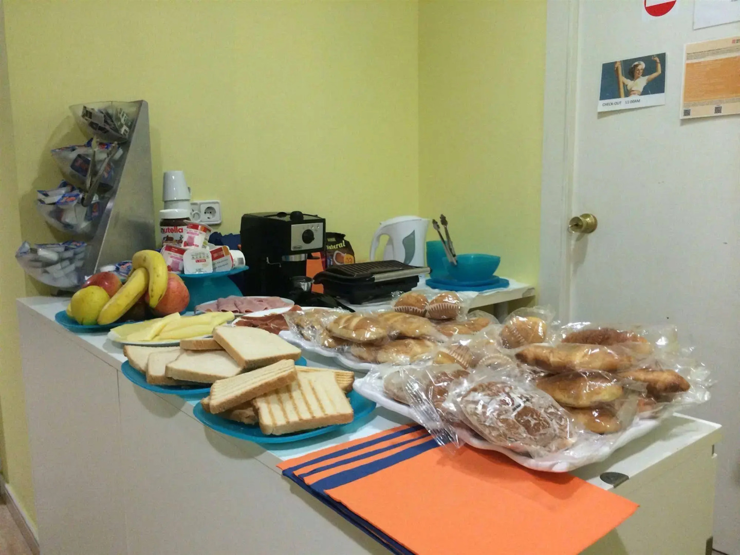 Barcelona City North Hostal