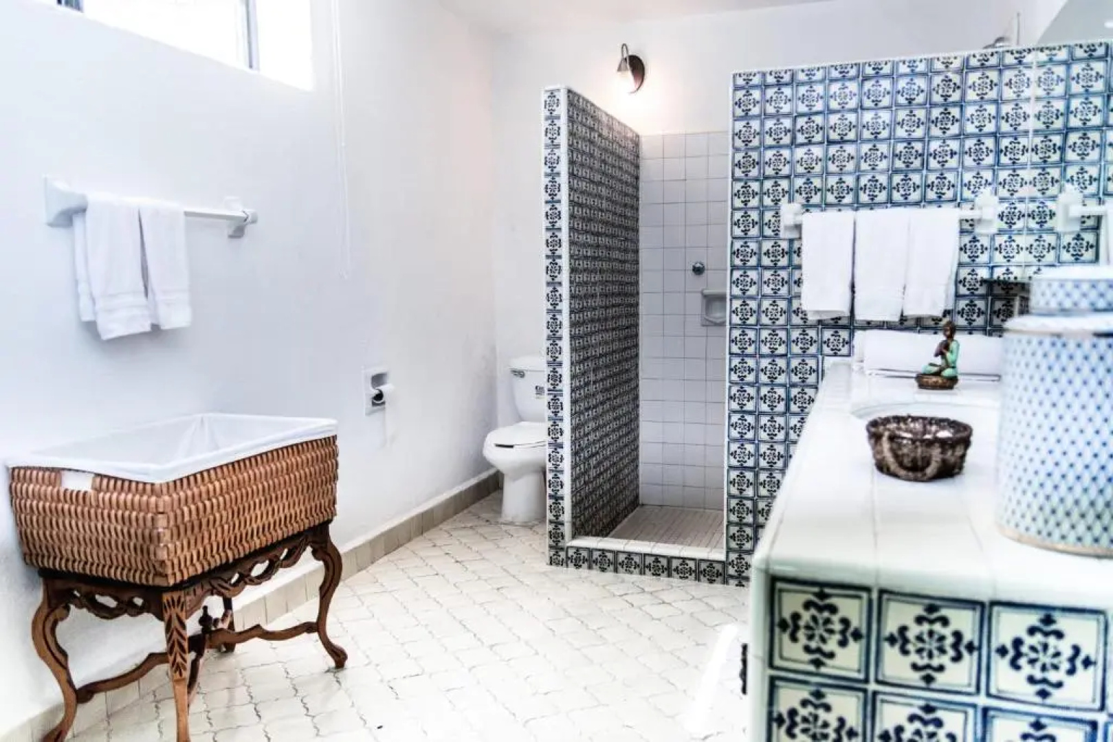 Casa Galeana- Tropical 1-BD 1-WC Mountain Top Luxury Suite with Stunning Views