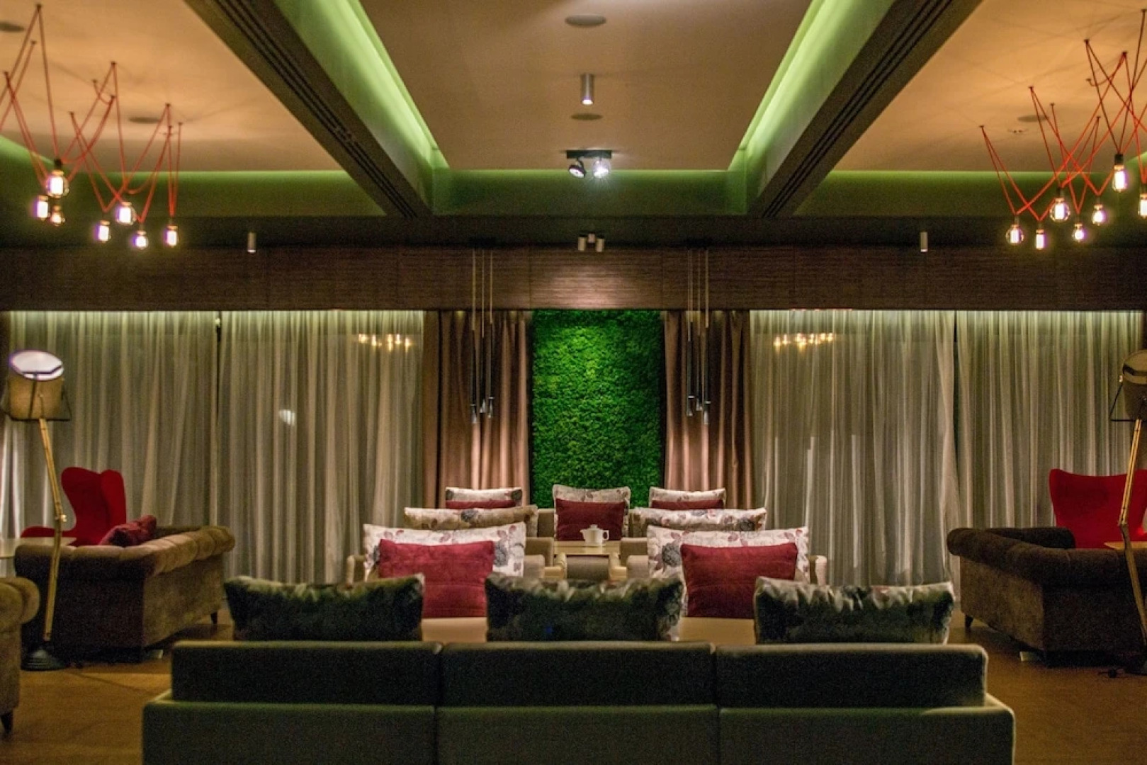 Гостинично-ресторанный комплекс с пляжем RiverSide