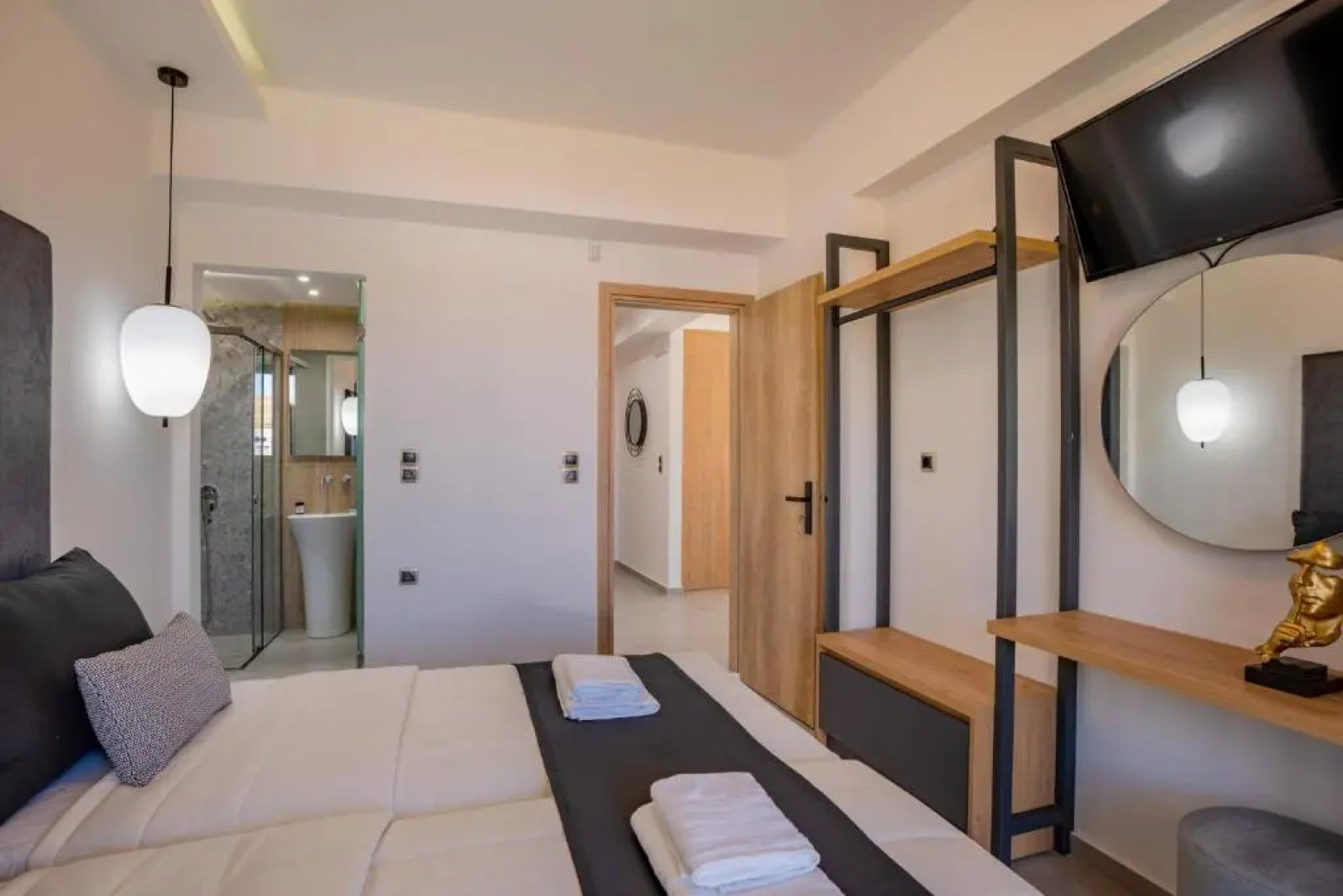 Luxurious Villa Micha Mare - 14 Bedrooms